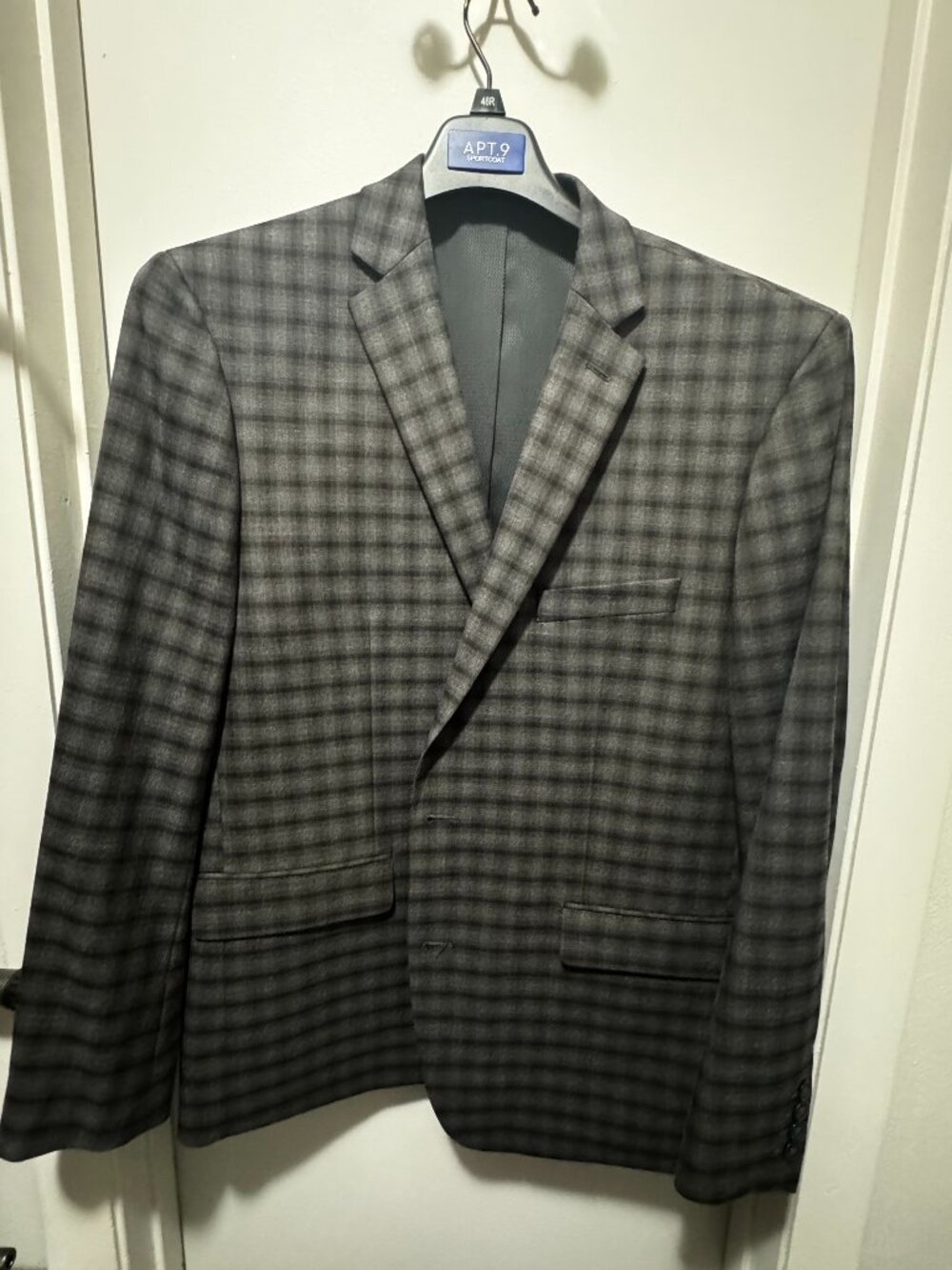 Apt. 9 Men’s Slim Fit 46R Blazer Jacket Black/Gray Plaid Pattern